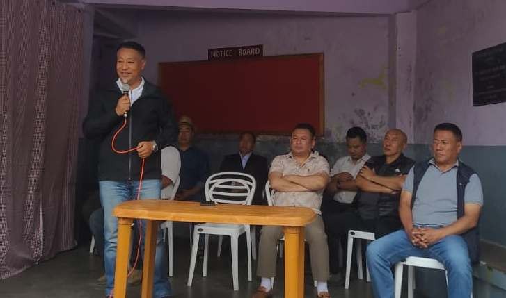MLA Tseilhoutuo Rhutso addresses the gathering during the launch of the medical health check-up and treatment camp at PWD Junction in Kohima on May 23.